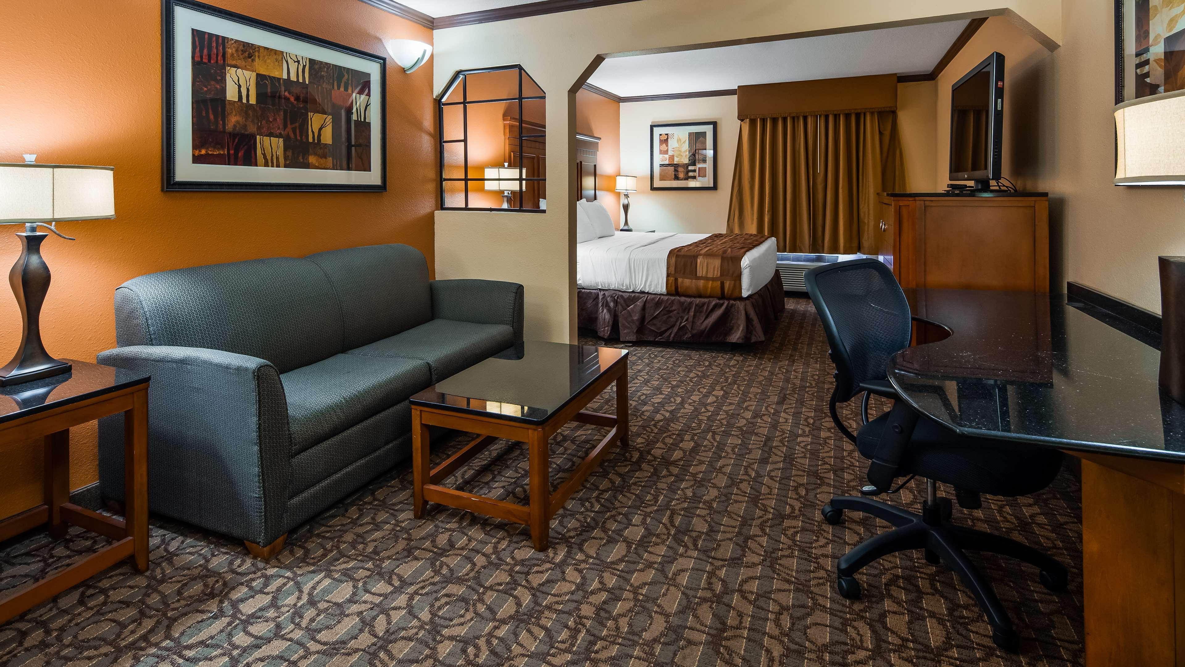 Best Western Plus Midwest Inn&Suites Salina Exterior foto