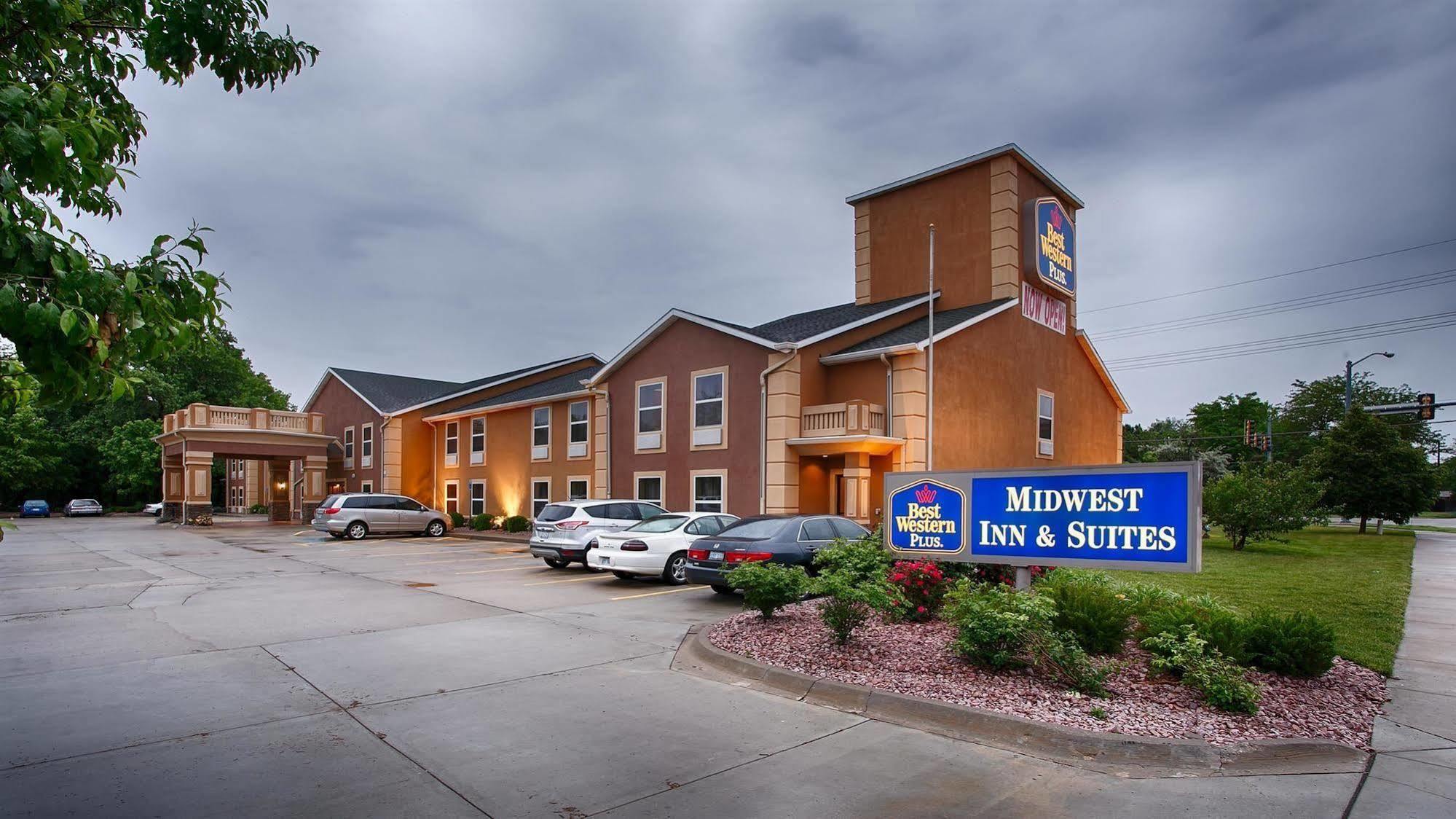 Best Western Plus Midwest Inn&Suites Salina Exterior foto