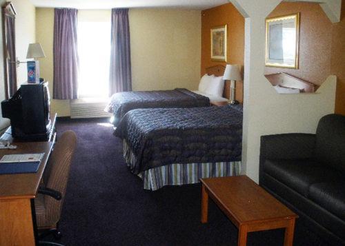 Best Western Plus Midwest Inn&Suites Salina Zimmer foto